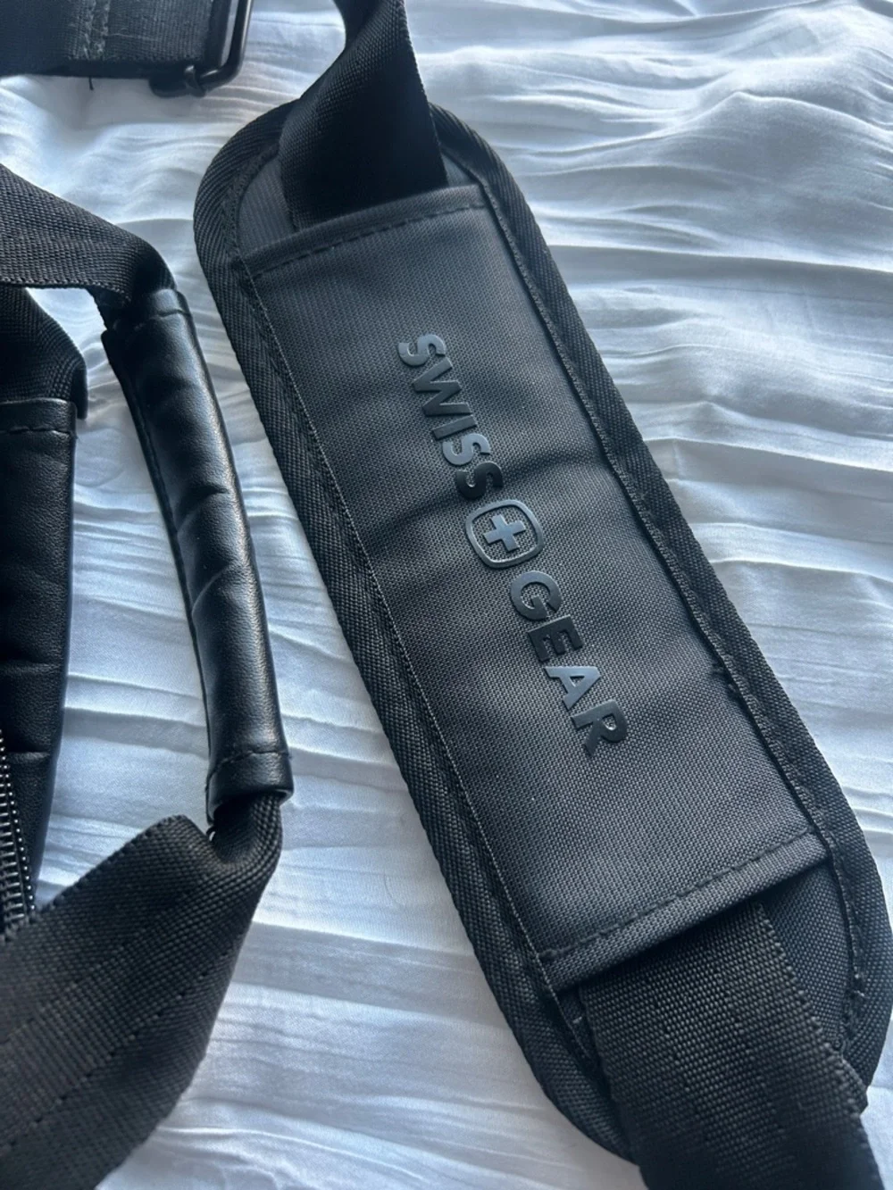 SwissGear 16